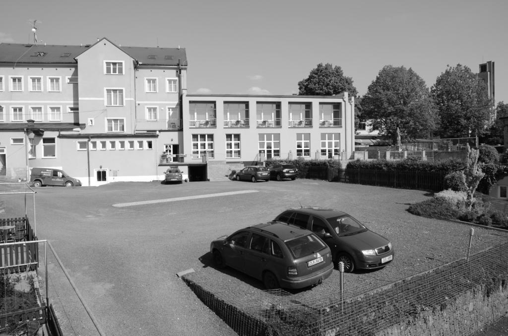 Studia a apartmány U Karla Turnov Esterno foto