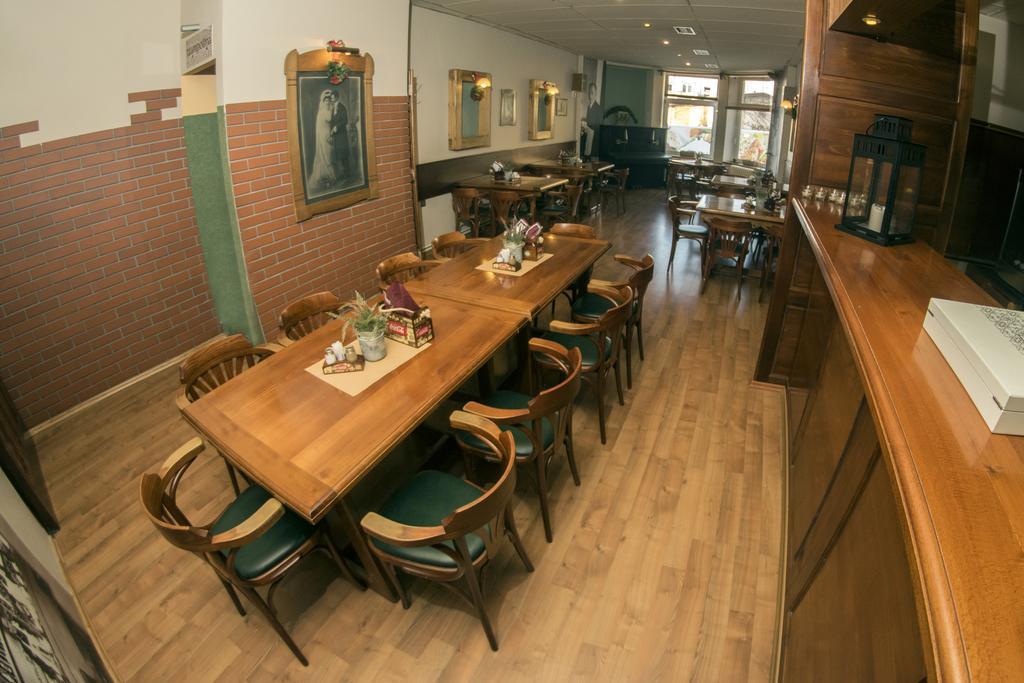Studia a apartmány U Karla Turnov Esterno foto