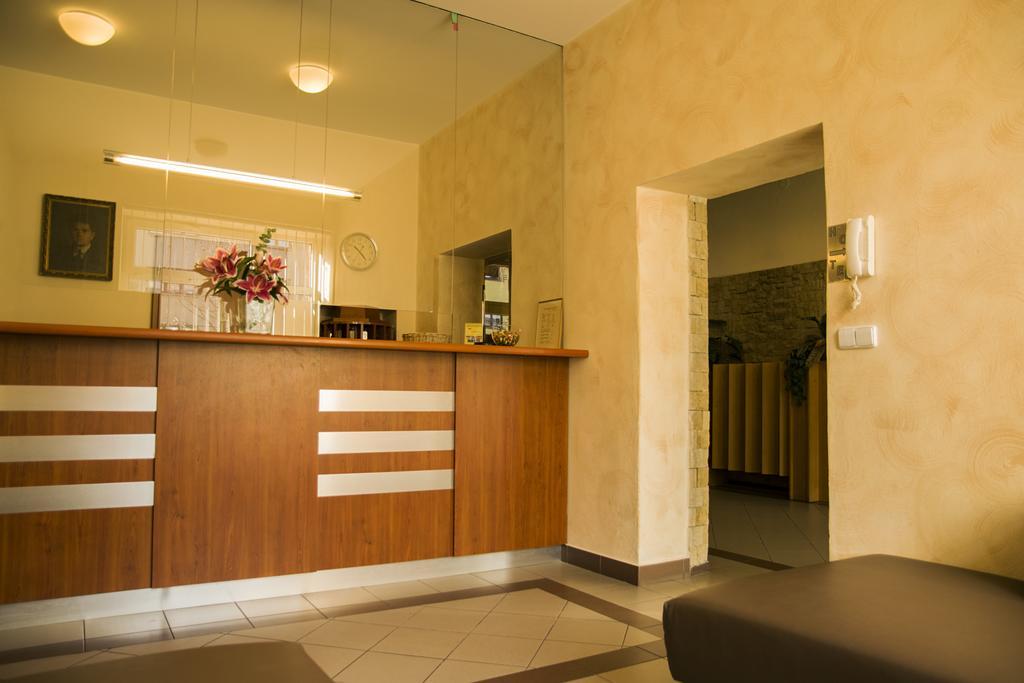 Studia a apartmány U Karla Turnov Esterno foto