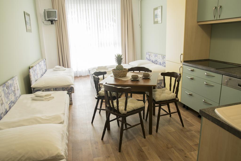 Studia a apartmány U Karla Turnov Esterno foto